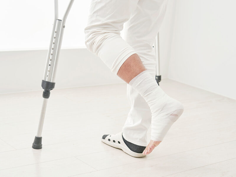 交通事故で収入が減少_保険会社に請求できる？